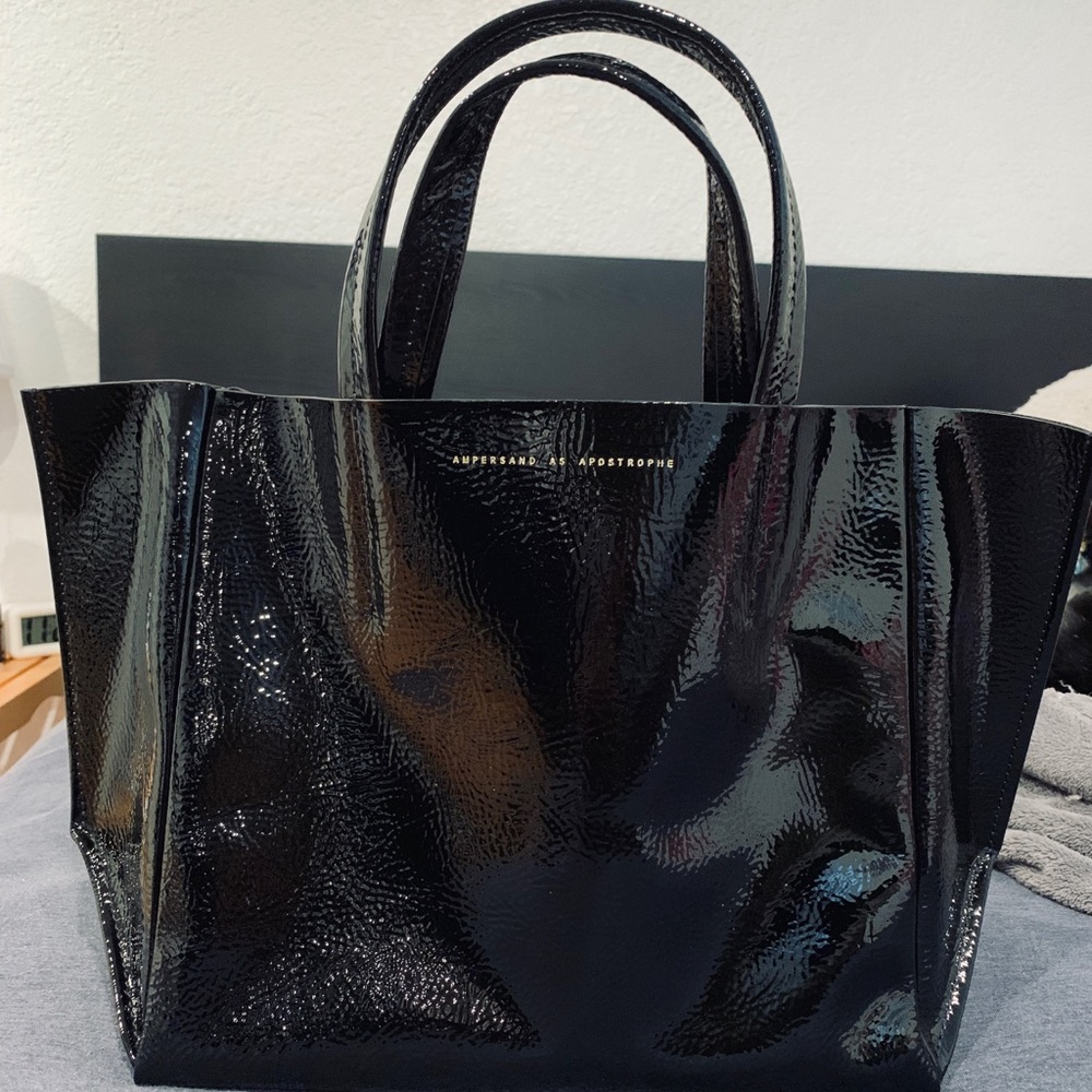 2019 Ampersand as Apostrophe  Half tote